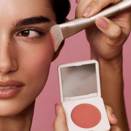 The Blush Brush